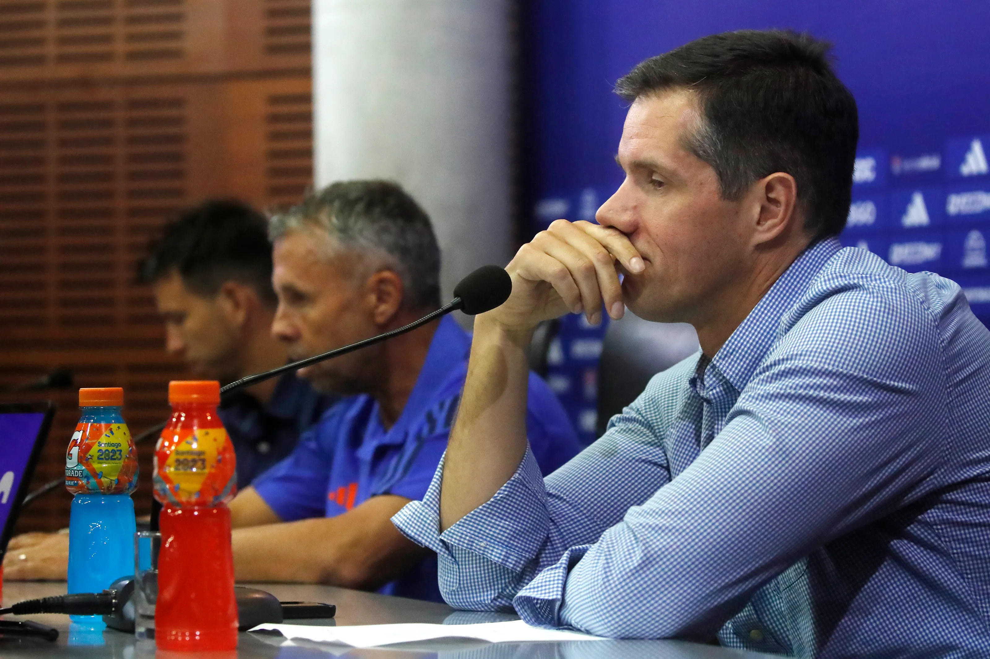 Gustavo Álvarez habló de los problemas de Clark. Foto: Jonnathan Oyarzun/Photosport