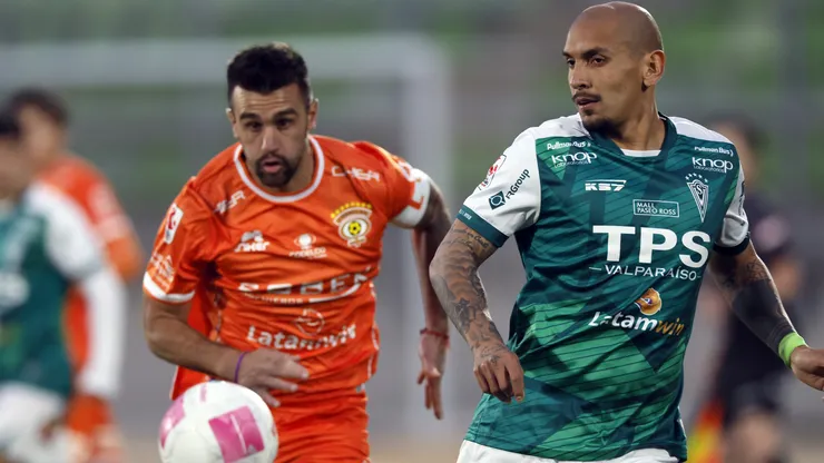 Actualmente, Santiago Wanderers se enfrenta a Cobreloa por la liguilla de Ascenso.