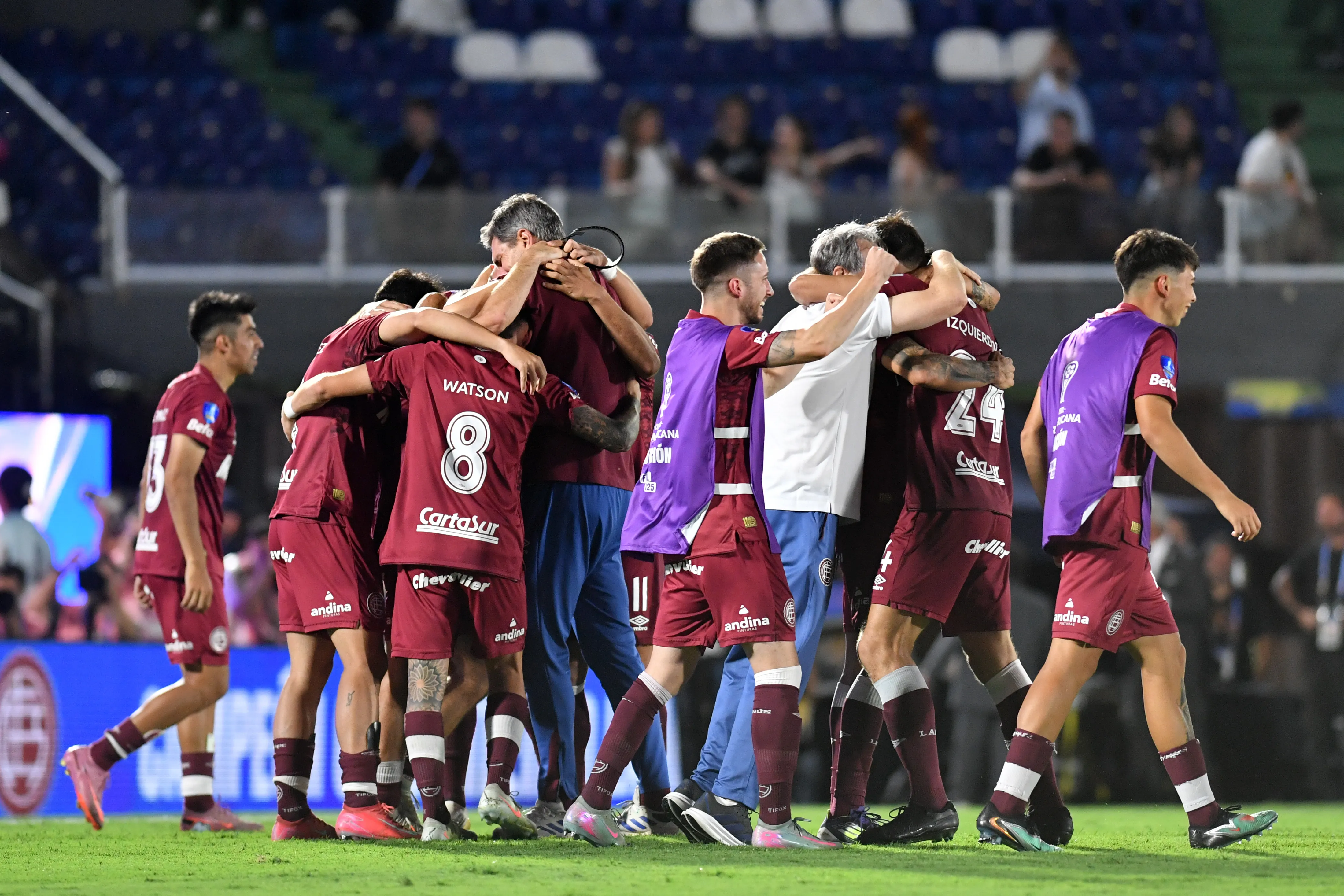 Lanús se llevó el título de la Copa Sudamericana 2025/Getty Images)