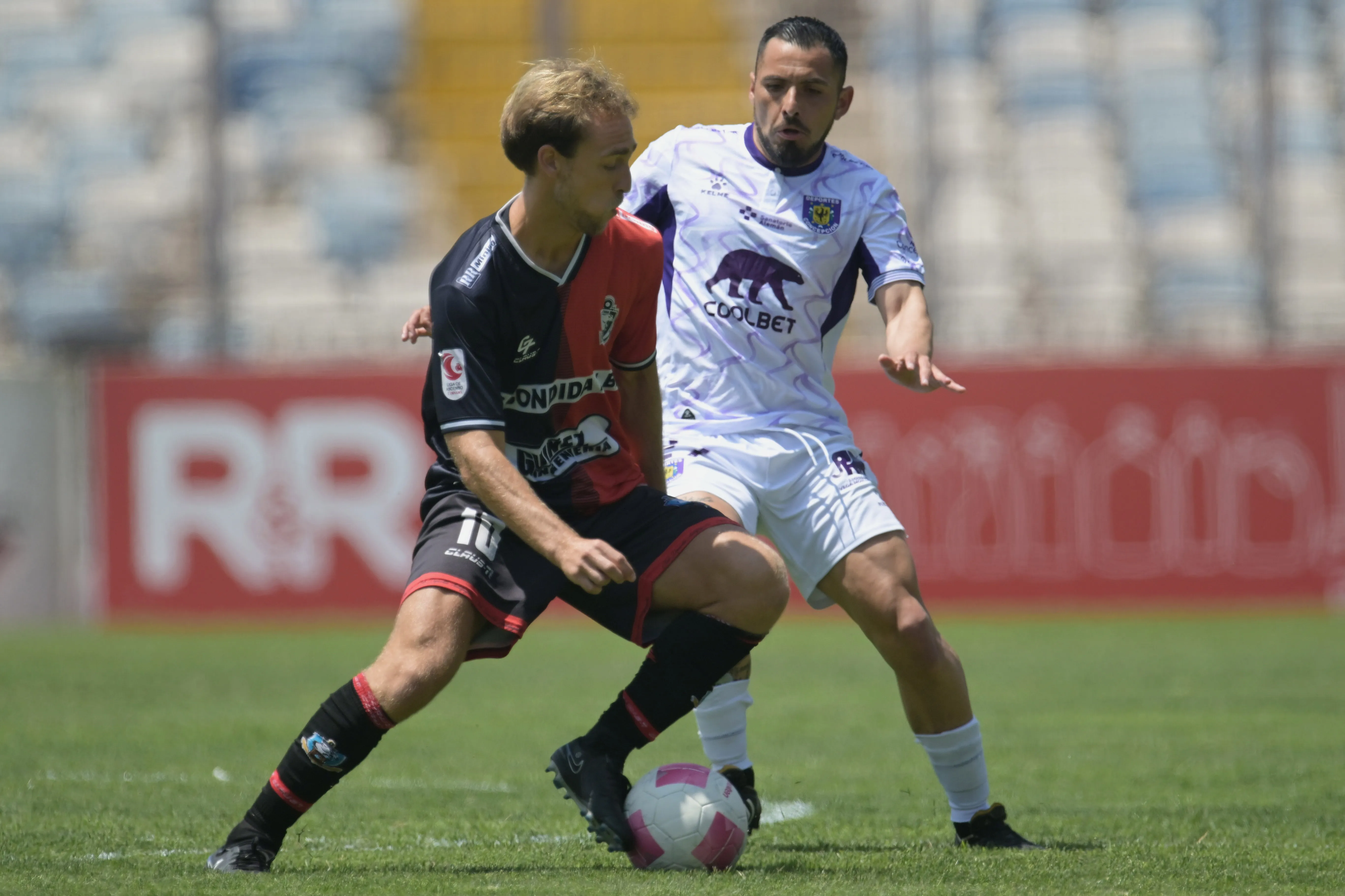 Antofagasta y Concepción jugaron una apretada serie. Foto: Pablo Quiroz/Photosport