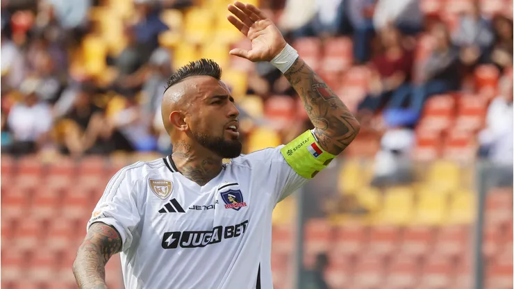 Arturo Vidal sorprendió al hablar de su suplencia en Colo Colo.