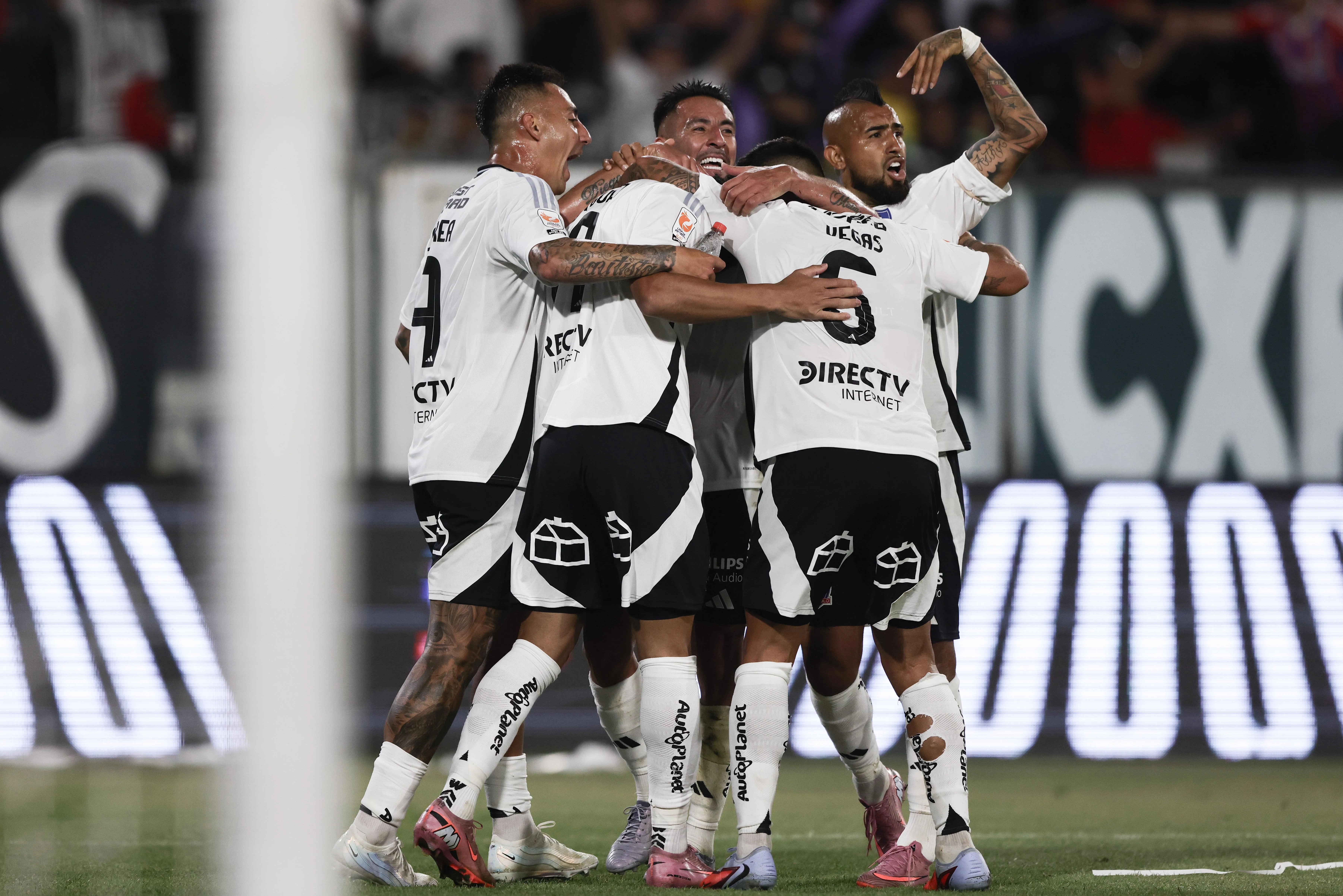 Salomón Rodríguez volvió al gol en Colo Colo y ni lo celebró. Foto: Photosport.