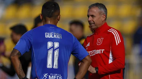 Gustavo Álvarez cortó a uno de los refuerzos de la U.