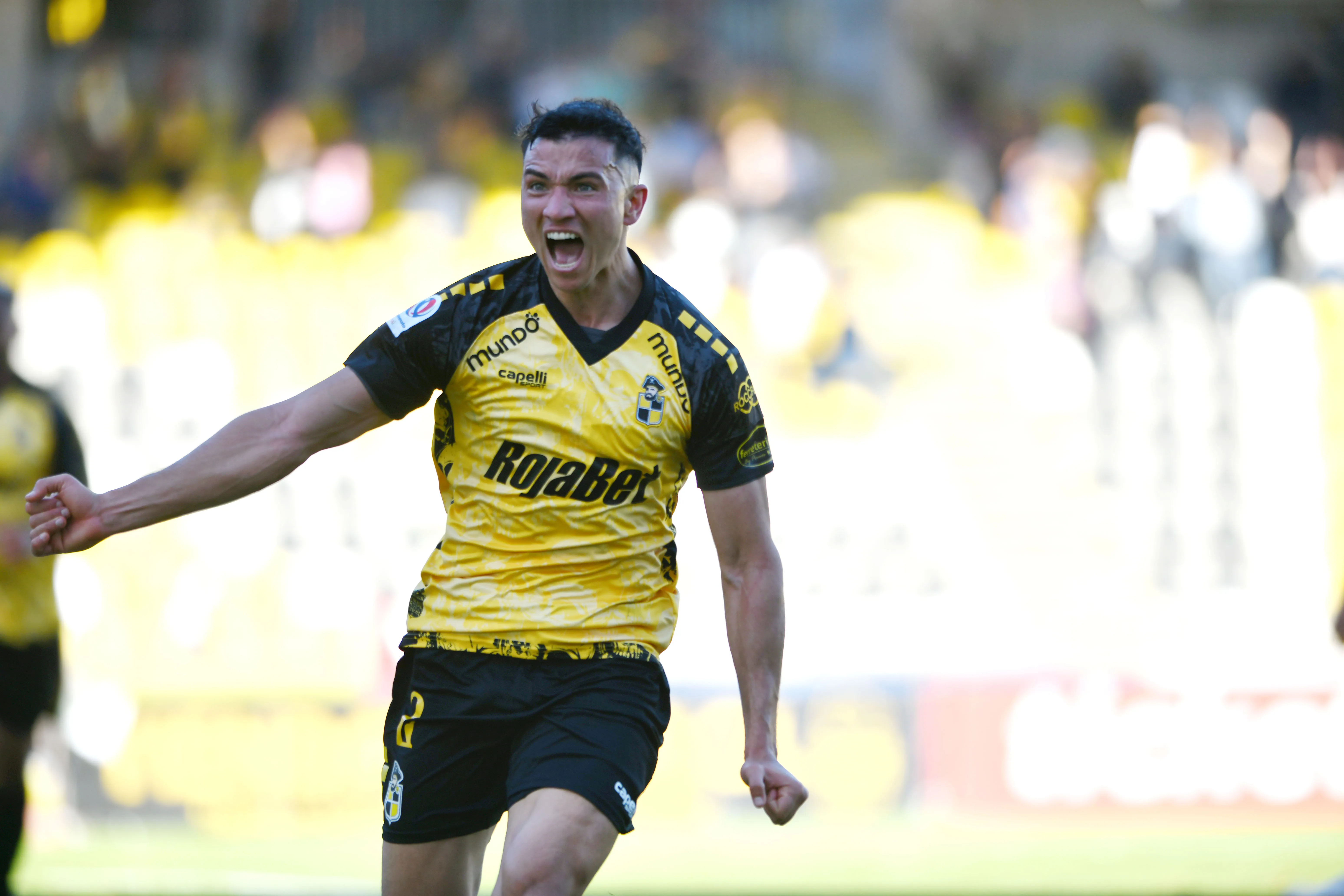 Bruno Cabrera podría bajarse del barco pirata/Photosport