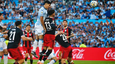 Hermano de Pablo Solari le dio triunfo a Racing ante River.