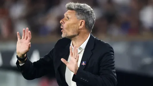 Fernando Ortiz va convenciendo a todos en Colo Colo