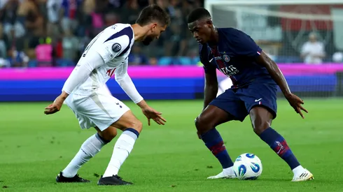 Rodrigo Bentancur y Nuno Mendes, dos piezas fundamentales para Tottenham y PSG.