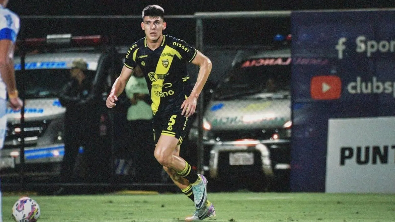 Lucas Romero de Deportivo Recoleta puede llegar a la U.