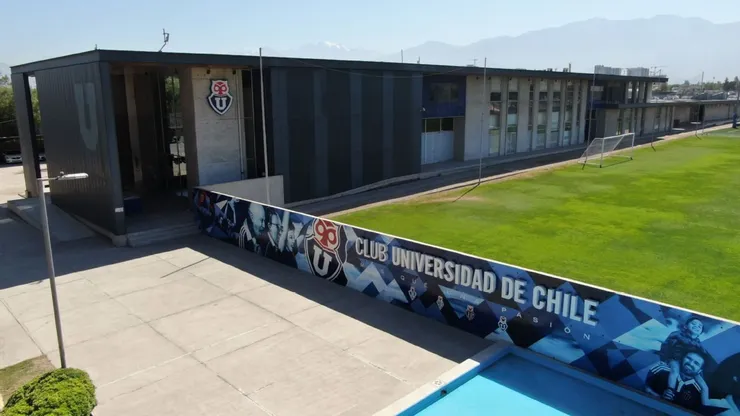 U. de Chile lamentó la partida de un histórico.