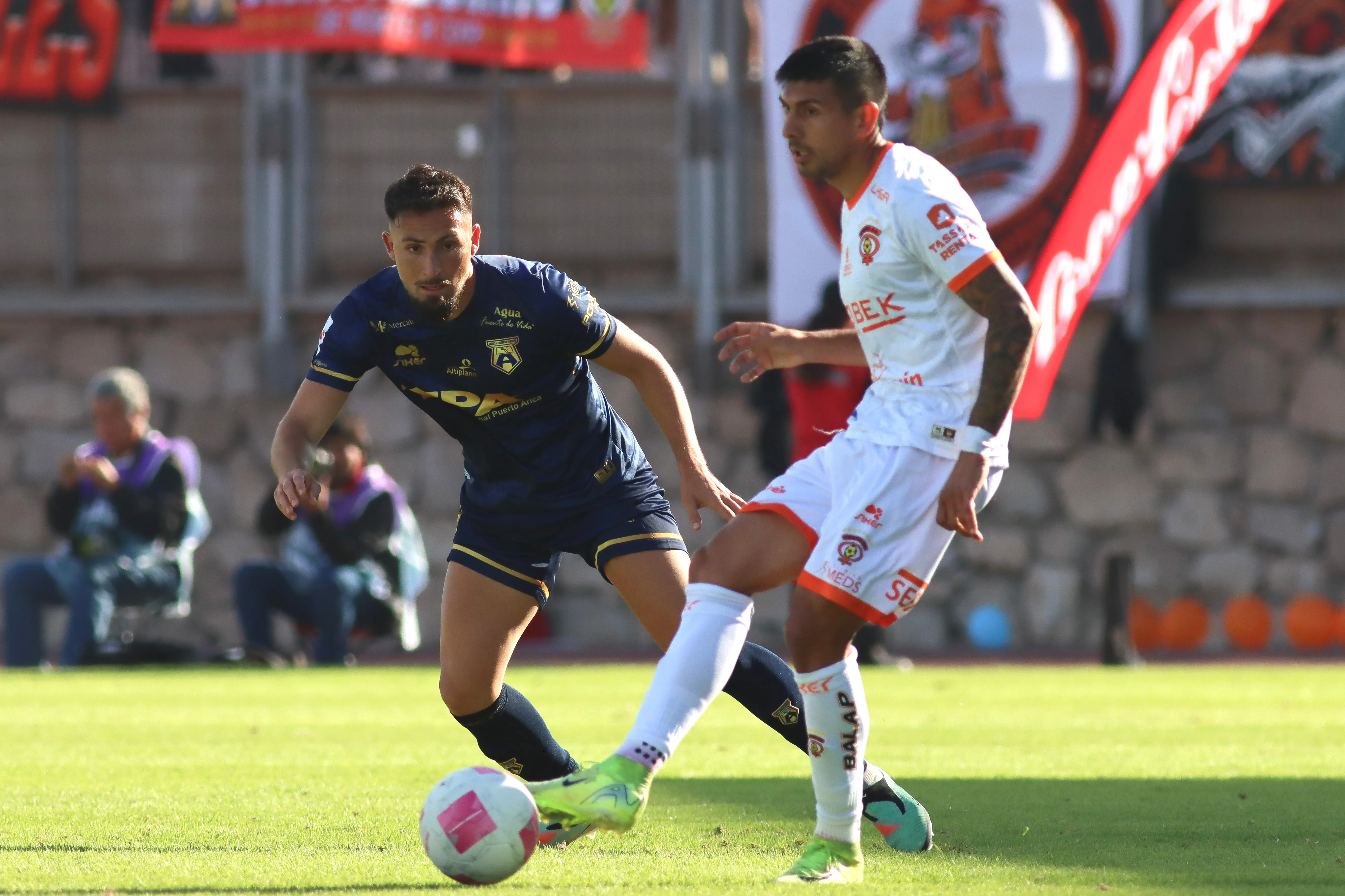 San Marcos y Cobreloa se volverán a ver las caras este domingo en Calama para la revancha. | Foto: Photosport.