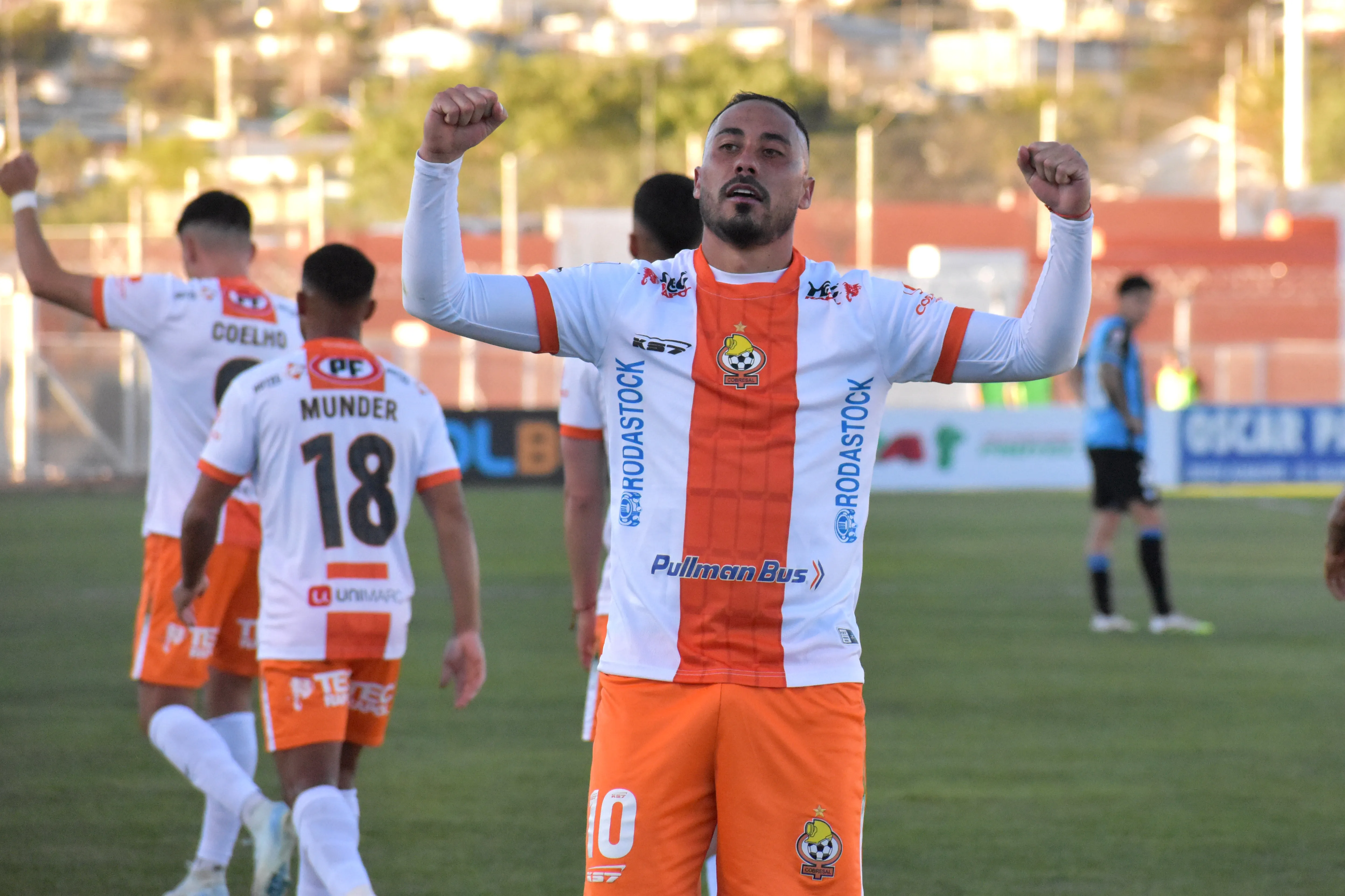 Cobresal recibe a Colo Colo en El Cobre | Photosport