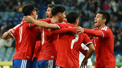 La Roja ocupó varios nombres "foráneos" en el último amistoso.