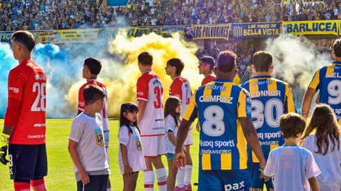 El polémico pasillo de Estudiantes a Rosario Central.