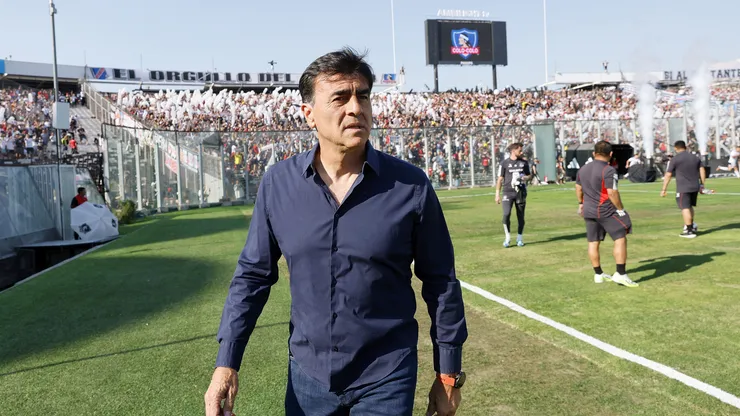 Gustavo Quinteros se refirió al mercado de fichajes del Rojo.