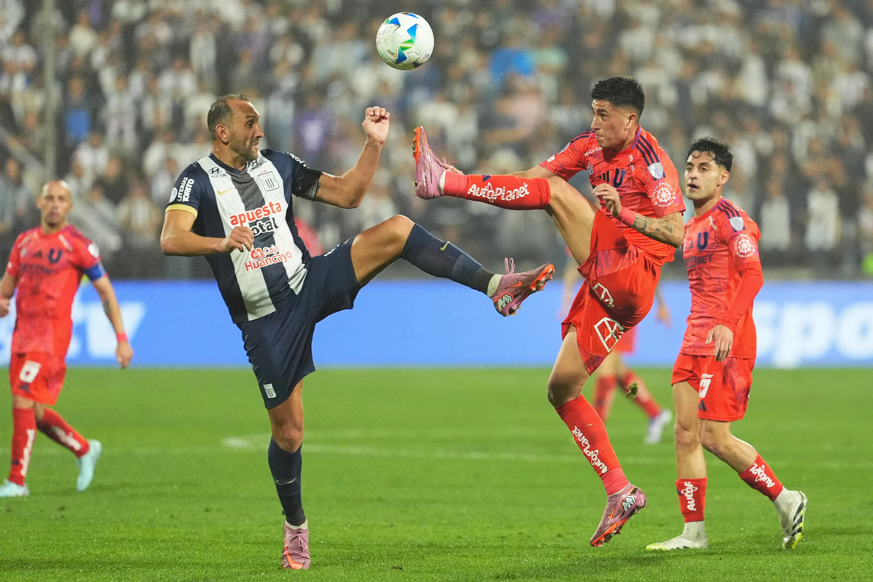Hernán Barcos termina su contrato con Alianza Lima. Imagen: Getty