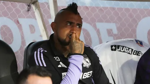 ¿Vidal viajó o no con Colo Colo?
