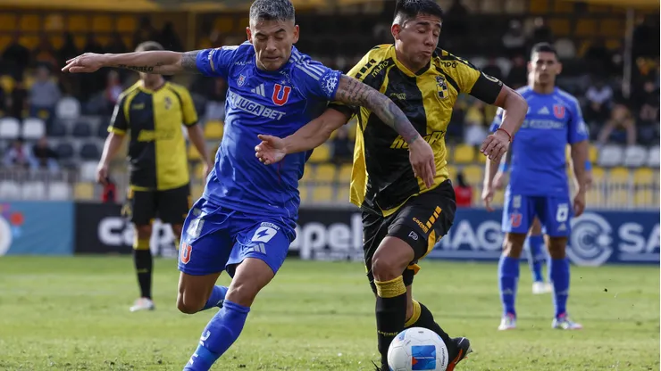 Azules y Piratas se enfrentan por la fecha 29 del Campeonato Nacional.