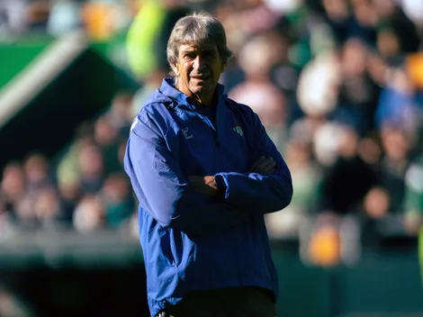 Hinchas del Betis ovacionan a Pellegrini tras renovar contratro