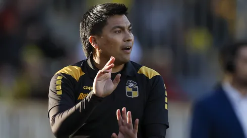 González es seguido desde México, Ecuador y Estados Unidos