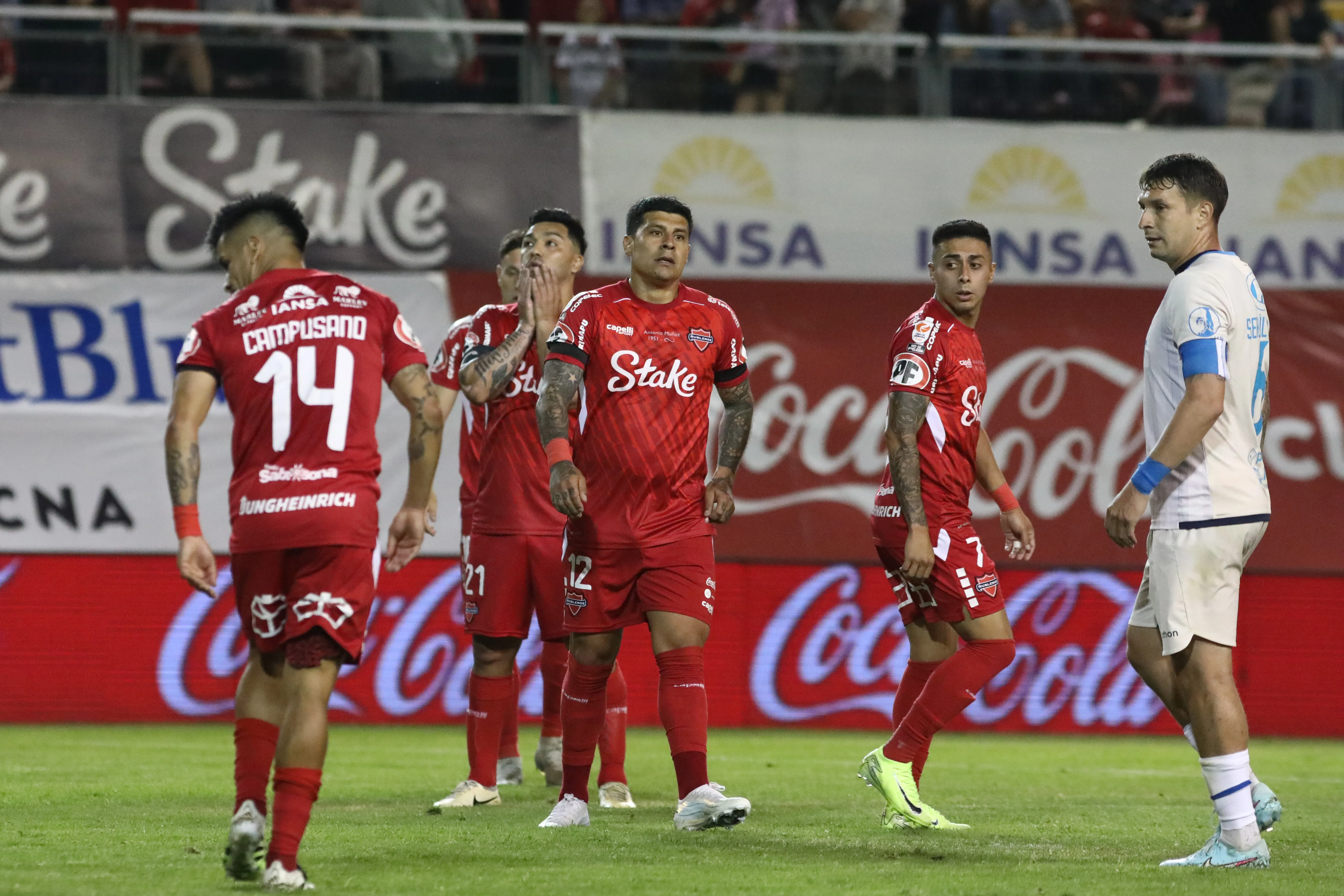 Colo Colo depende de lo que haga Ñublense. Foto: Mauricio Ulloa/Photosport