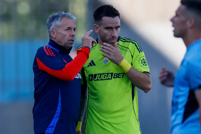 Gustavo Álvarez hizo oficial que se irá de Universidad de Chile. (Andrés Piña/Photosport).