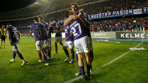Larrivey, el goleador de Deportes Concepción en la Primera B.