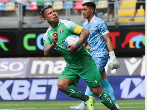 Un viejo amor toca la puerta de Leonardo Valencia