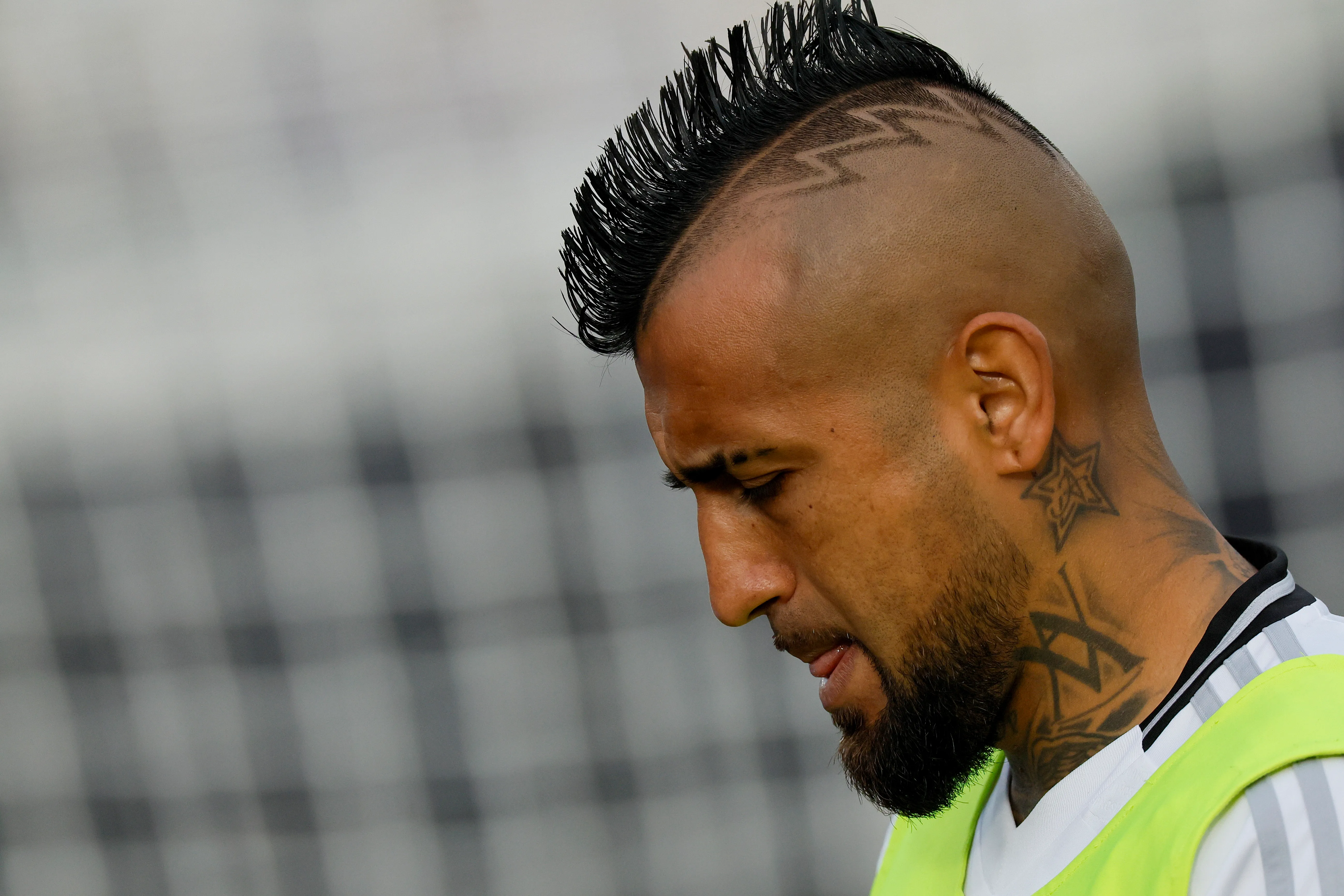 Arturo Vidal tiene el sueldo más alto del plantel de Colo Colo | Photosport