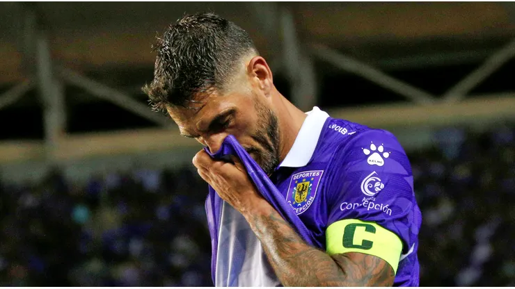 Larrivey aseguró que continuará en Deportes Concepción.