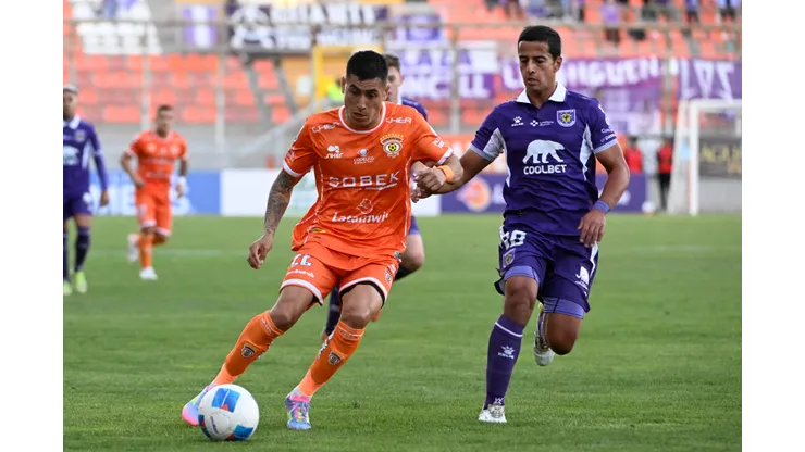 Cobreloa y D. Concepción empataron en la final de ida por el ascenso.