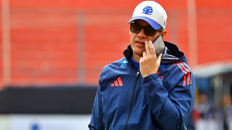 Michael Clark responde a pedido de la oposición para salir de la U.