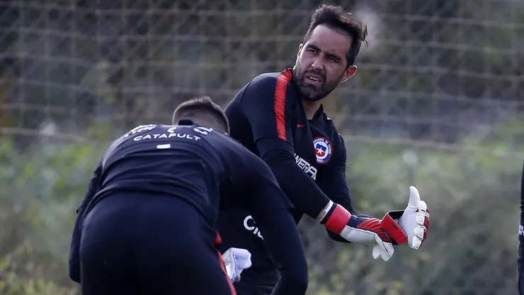 Rodolfo Moya asegura que por culpa de Claudio Bravo tuvo muchos problemas