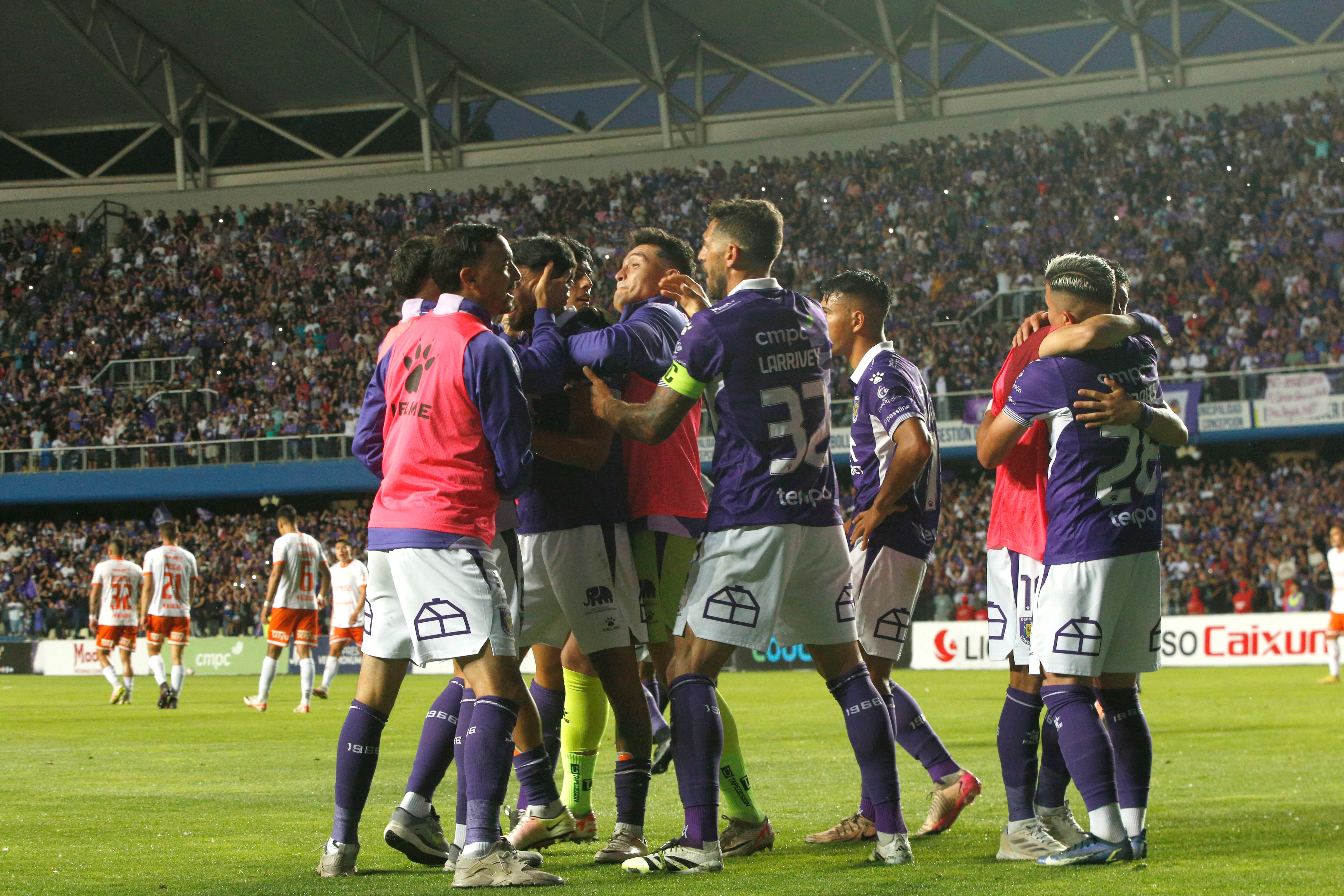 Concepción busca volver a Primera. Foto: Marco Vázquez/Photosport