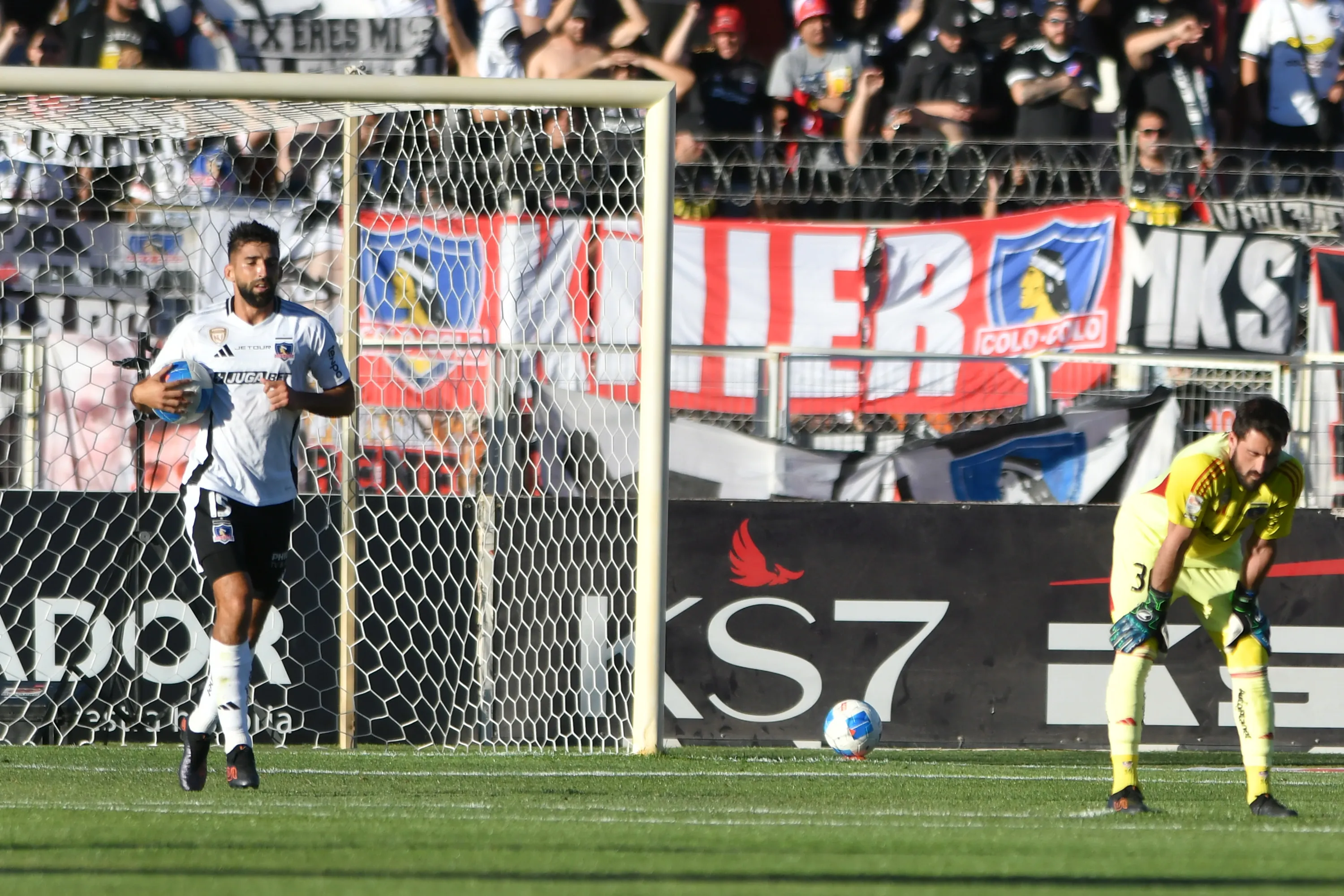 Fernando Ortiz respondió por Emiliano Amor y Sebastián Vegas | Photosport