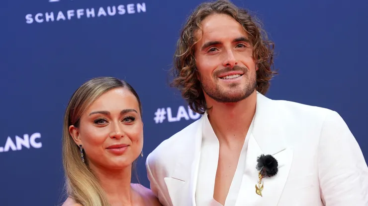 Madre de Tsitsipas habló de Badosa.