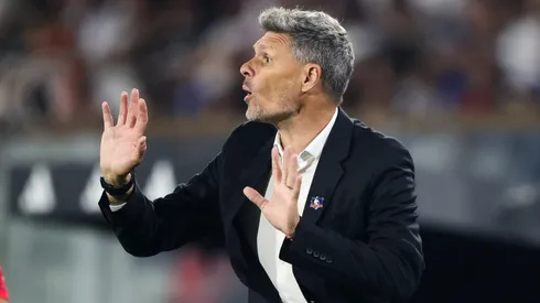 Fernando Ortiz sabe que tiene chances de seguir en Colo Colo.