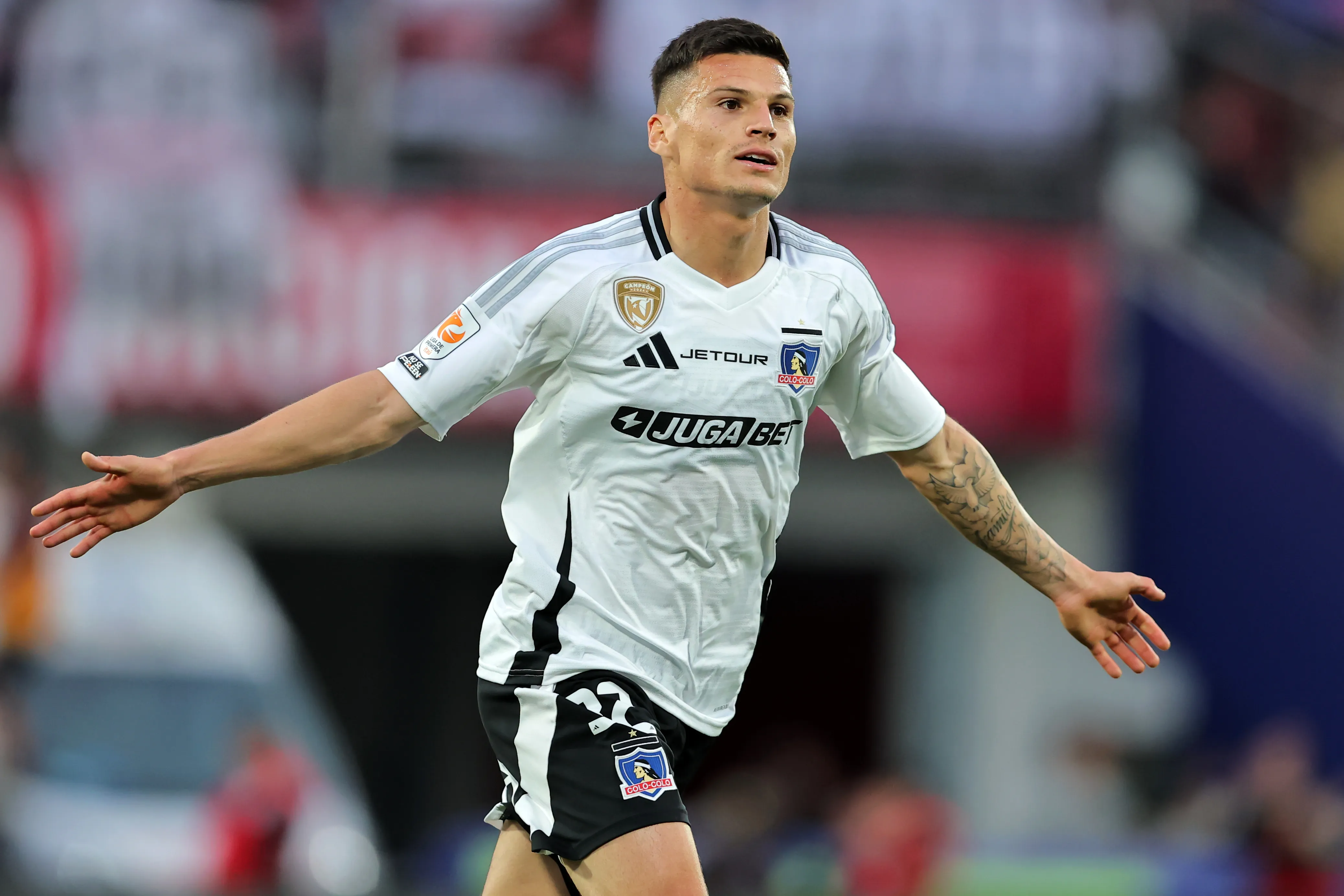 Lucas Cepeda celebró así su gol en el 2-2 ante Limache. (Javier Torres/Photosport).