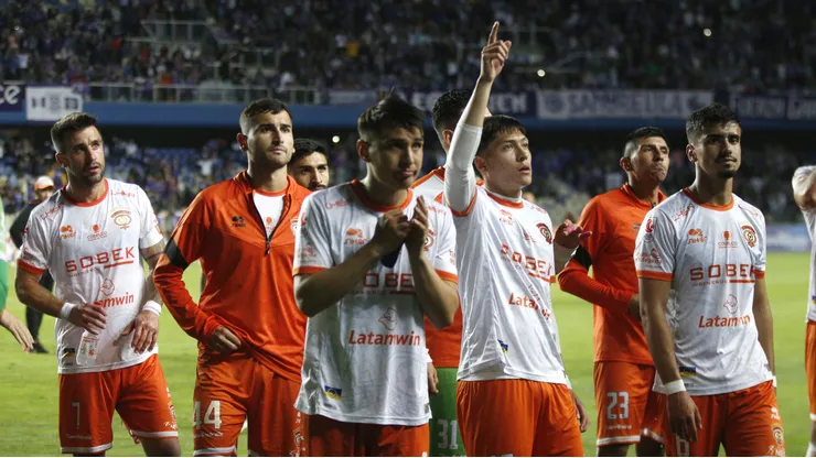 Cobreloa define en casa la final por el ascenso.
