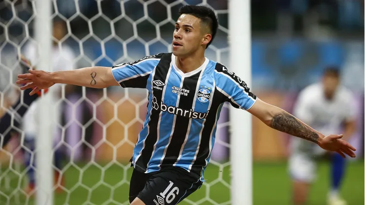 El Monito baila con mayor minutaje.