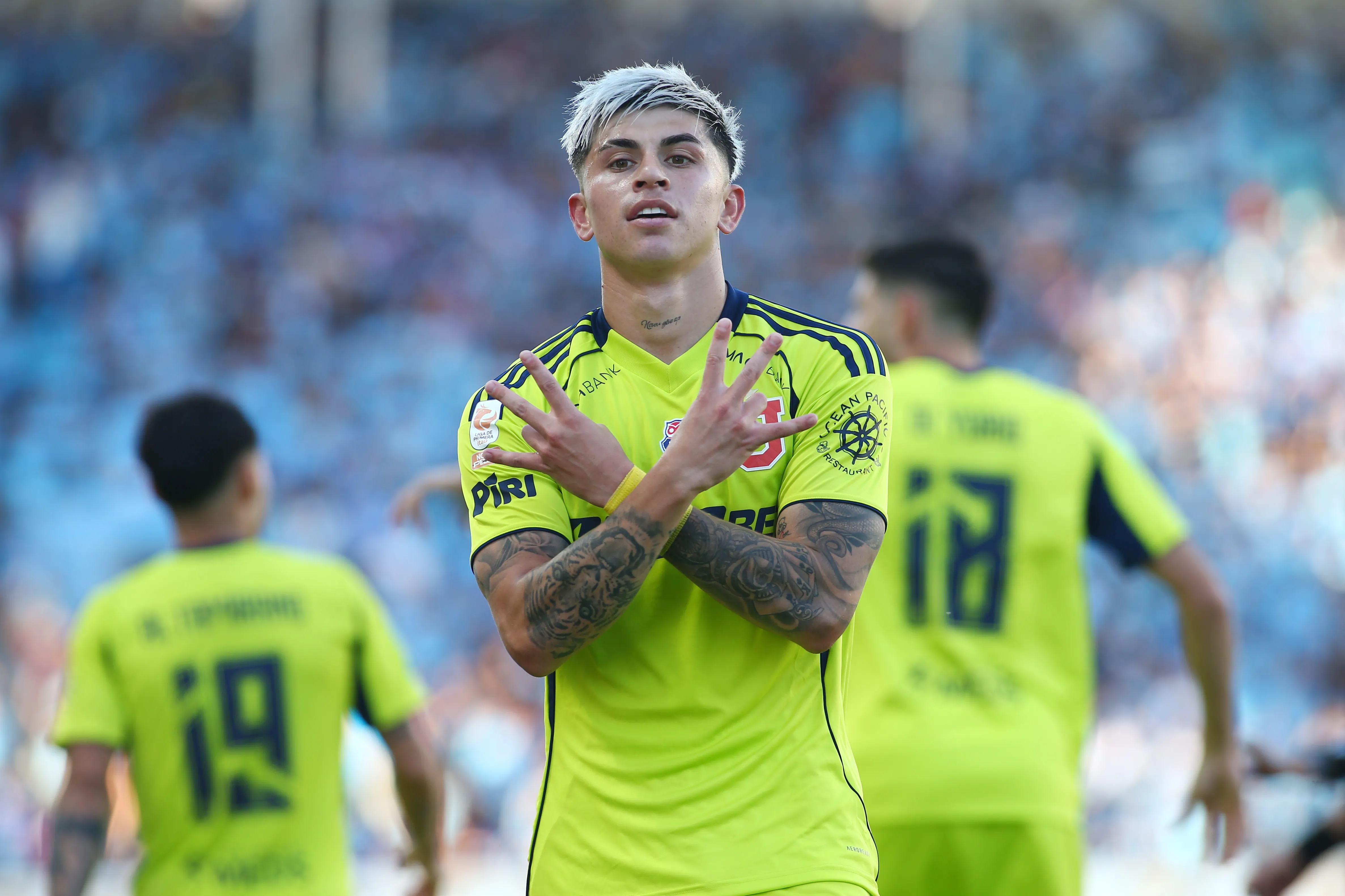 Maxi Guerrero puso el empate con un golazo | Photosport