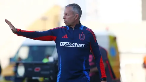 Gustavo Álvarez vivió un tenso momento en U. de Chile