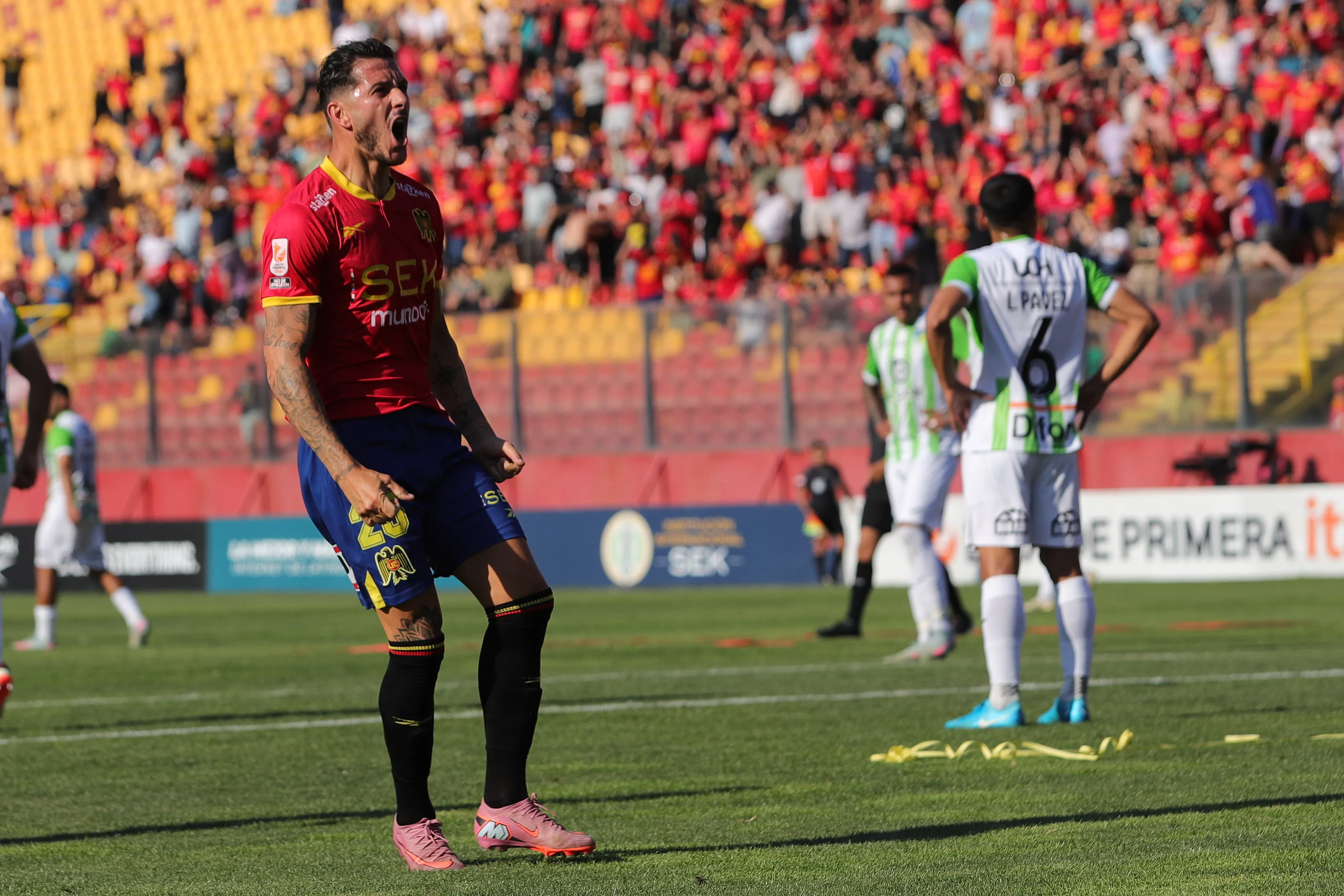 Gonzalo Castellani abrió la cuenta en la derrota hispana frente a O’Higgins que sentenció el descenso. (Felipe Zanca/Photosport).