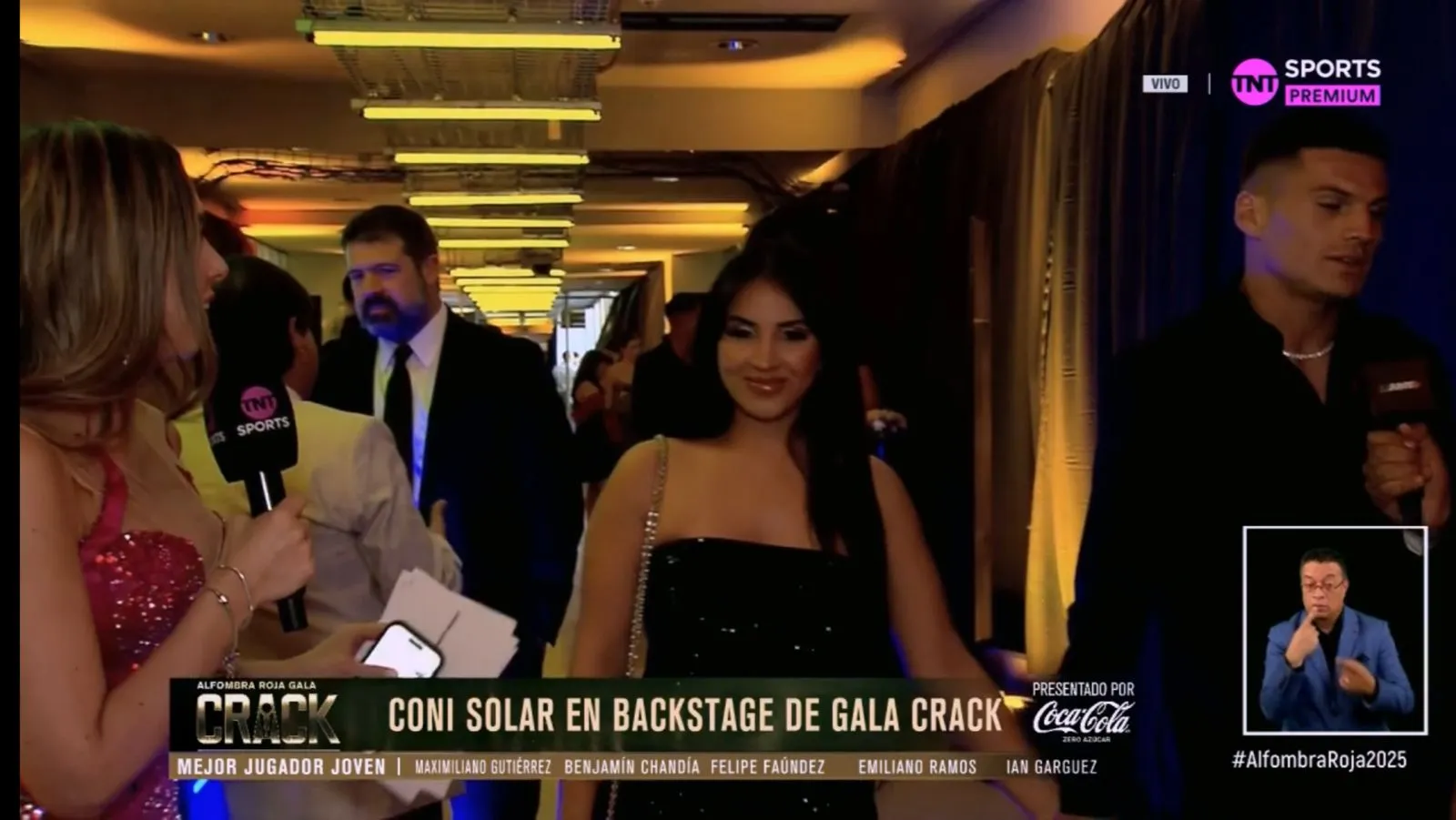 Al parecer no era el vestido que quería para la Gala Crack: la culpa fue de Lucas Cepeda.