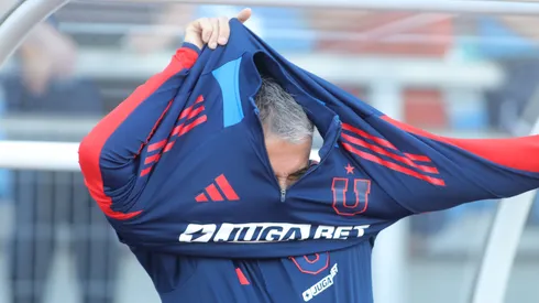 Gustavo Álvarez espera novedades de su representante.