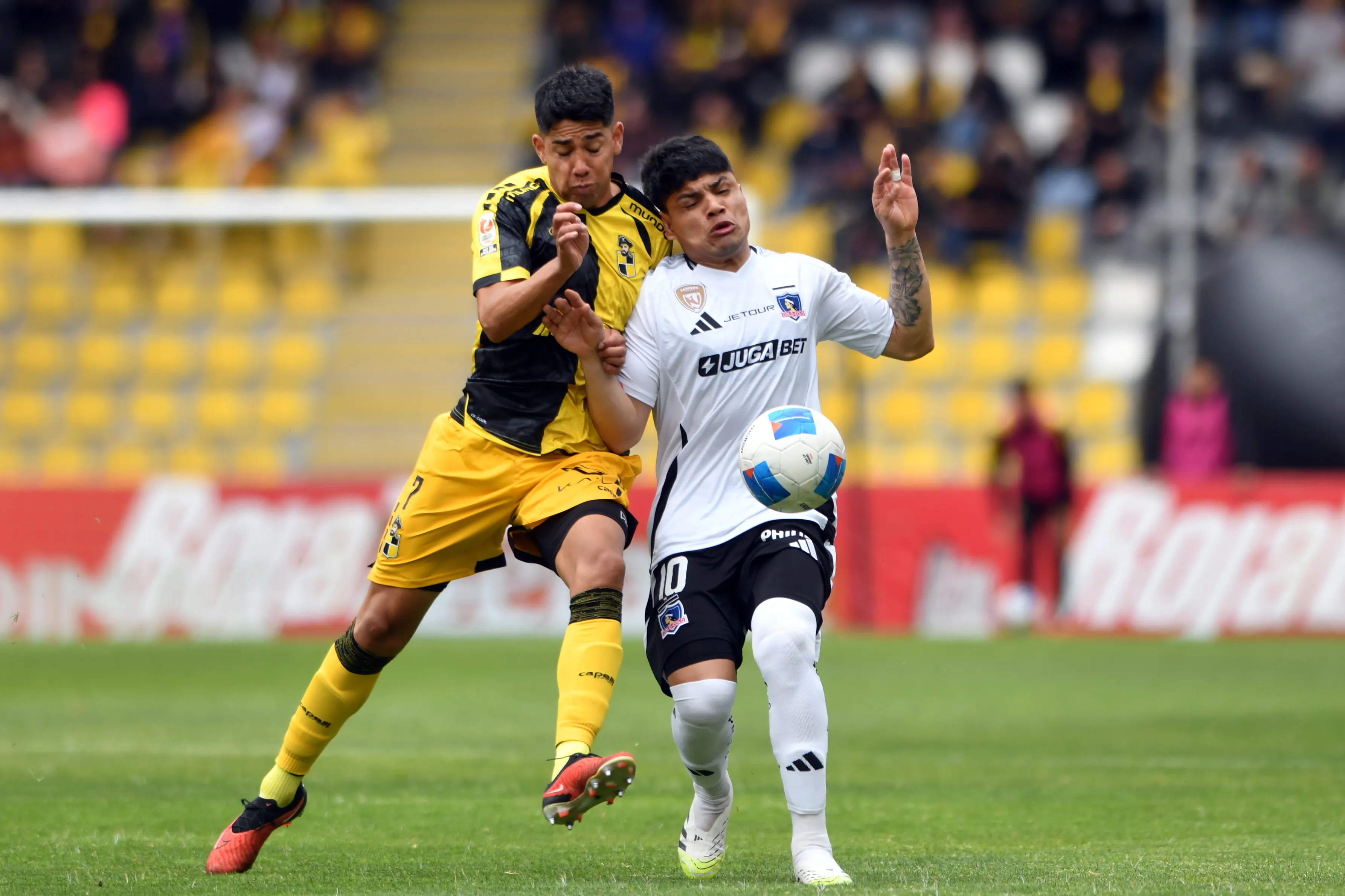 Sebastián Galani suena en Colo Colo, pero está lejos de llegar. Foto: Photosport.