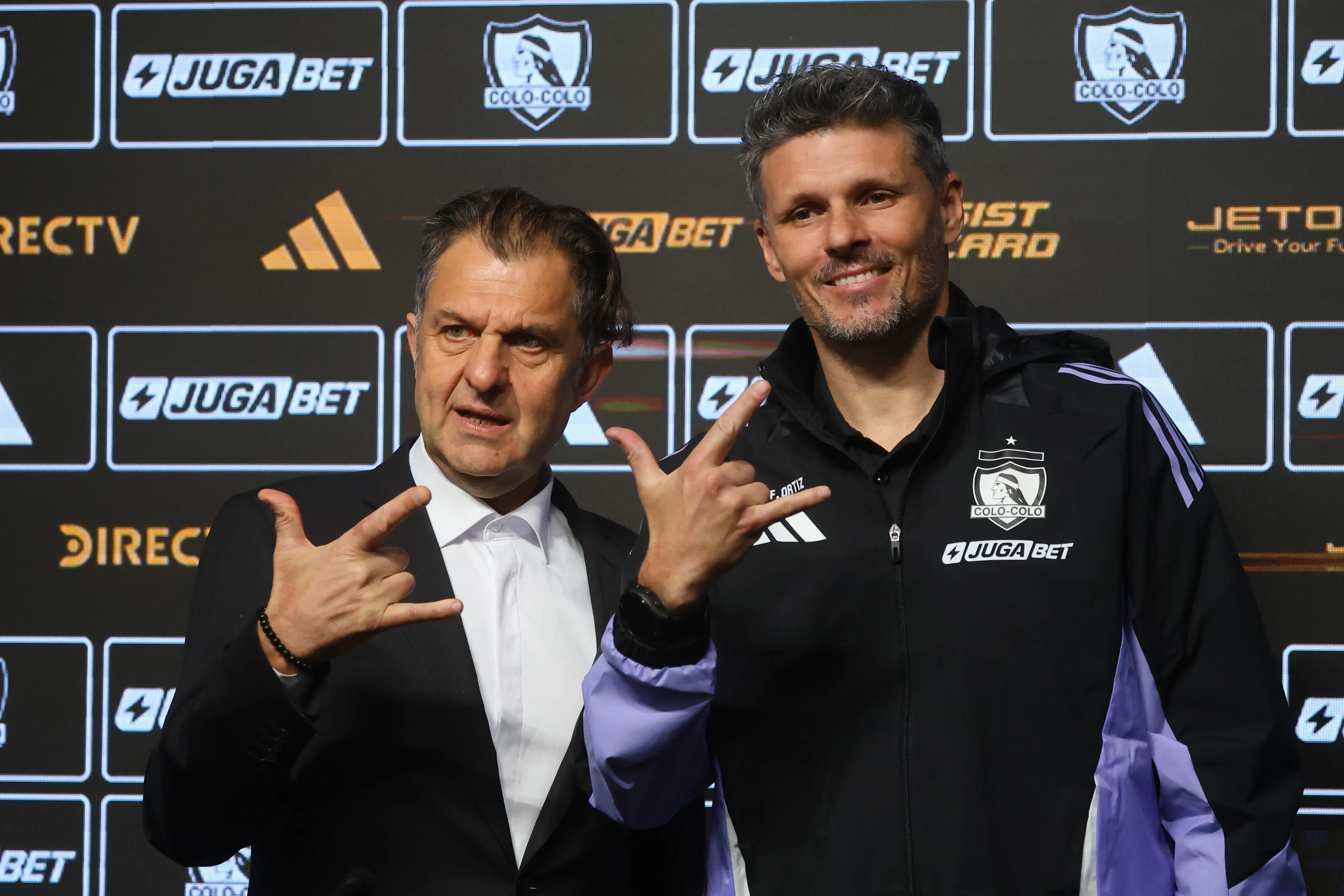 Fernando Ortiz no se mueve de Colo Colo. Foto: Jonnathan Oyarzun/Photosport