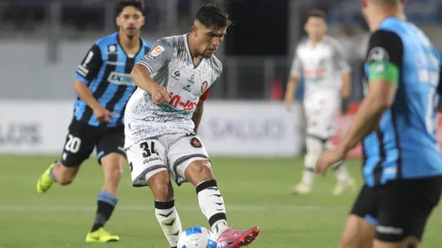 César Pinares quedó triste por la caída en la final.