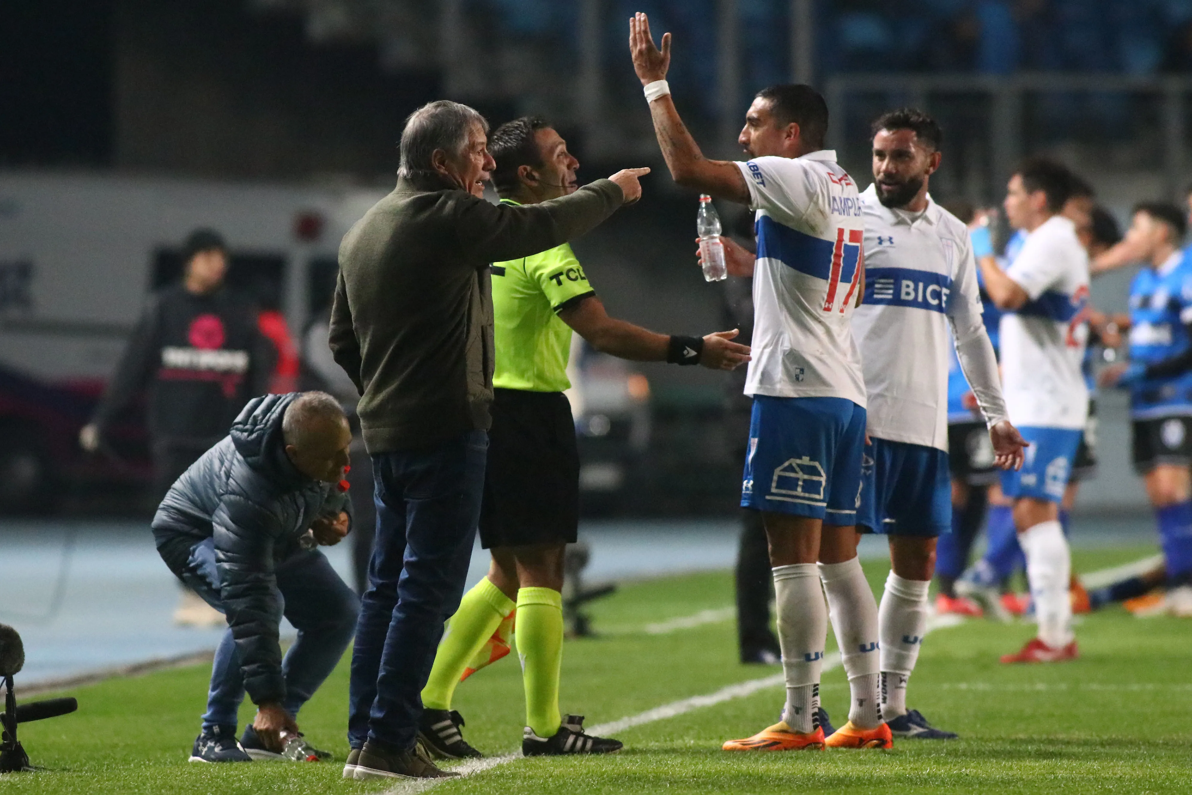 Ariel Holan ya fue campeón en el fútbol chileno con Universidad Católica