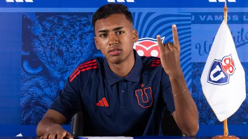 Jhon Cortés firmó su primer contrato