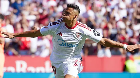 Golazo de Alexis en el entrenamiento del Sevilla: ¿titular contra Oviedo?